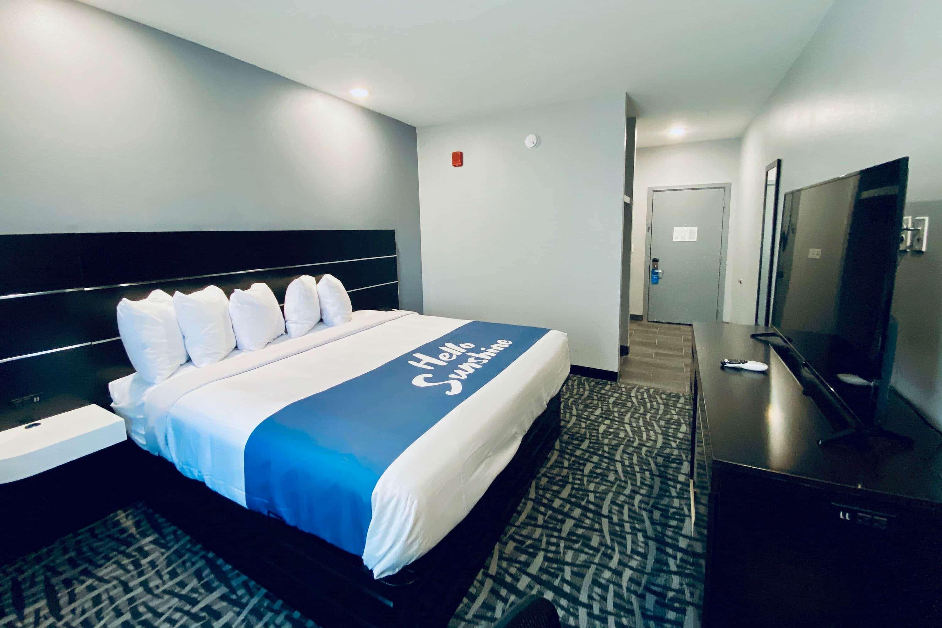 Days & By Wyndham Horn - Memphis Graceland 2*